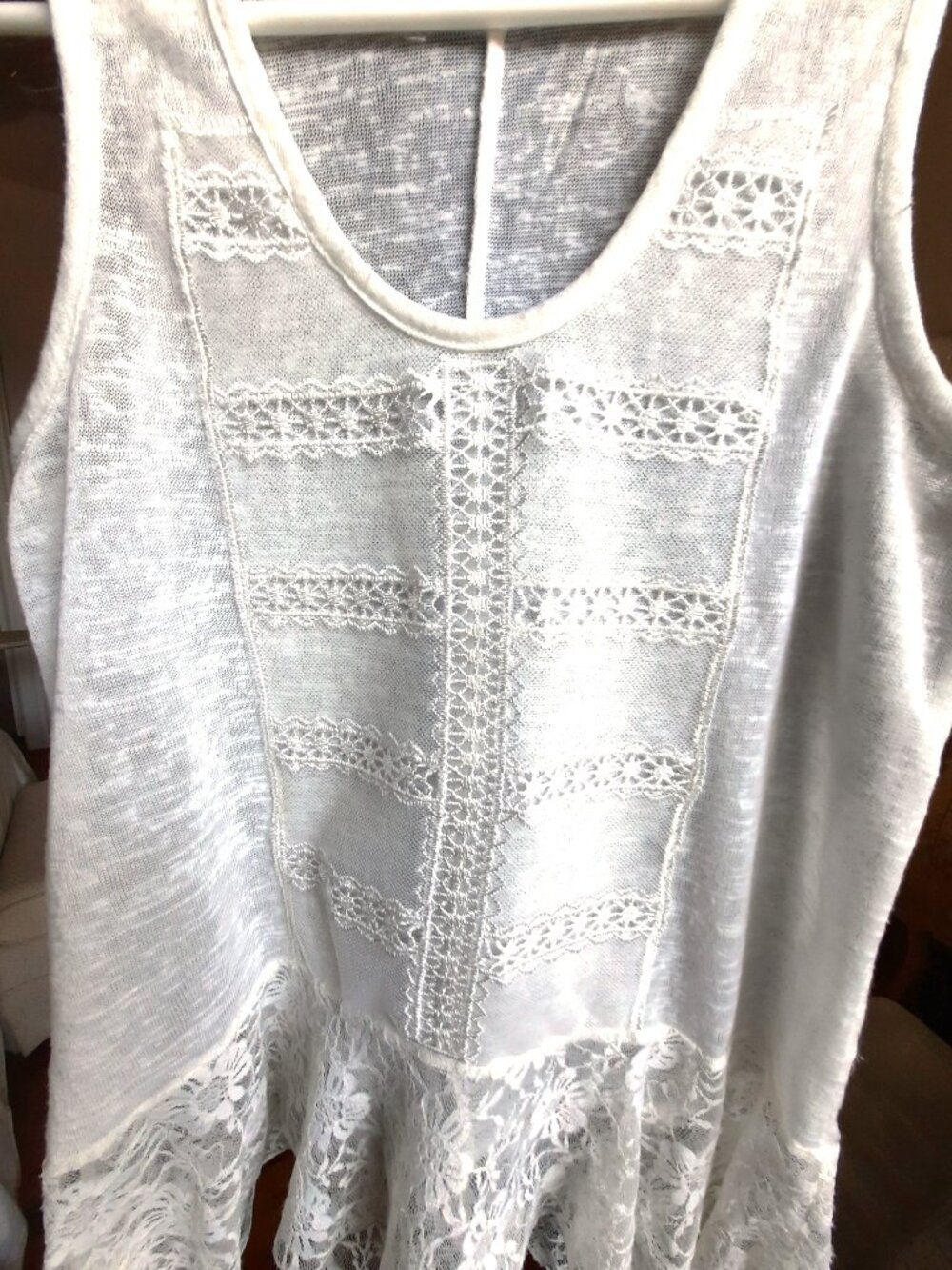 White Lace Trim Peplum Camisole – Soft & Feminine - Picture 3 of 7